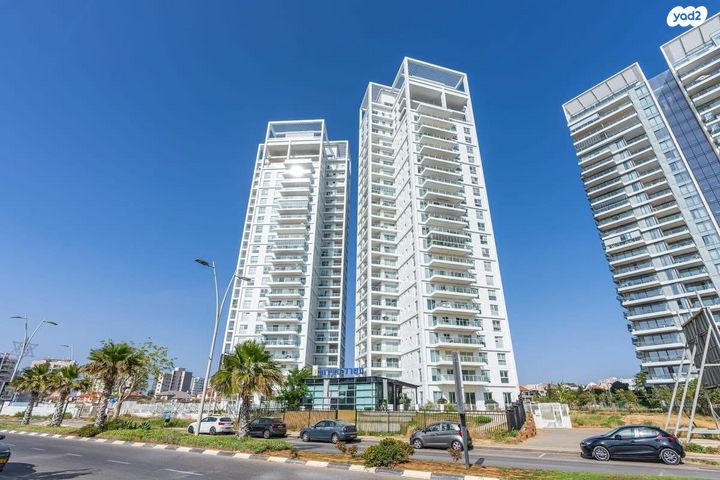 שדרות רחבעם זאבי 11