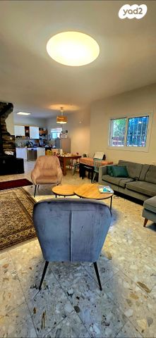 בית פרטי/ קוטג', נאות יצחק רבין, מזכרת בתיה