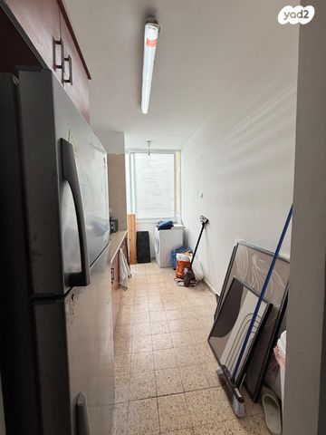 דירה, שדרות בר אילן 31, דרום מערב ותיק, בת ים