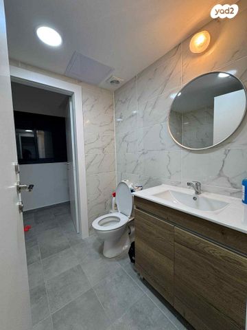 דירה, שדרות עמק יזרעאל, שקמים ואגמים, אשקלון