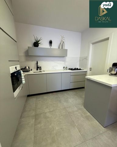 עמיאל רוז'נסקי 