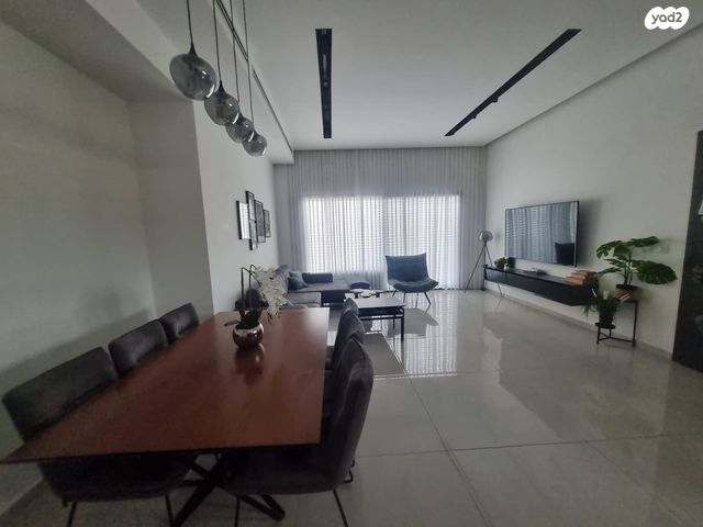 בית פרטי/ קוטג', אופקים