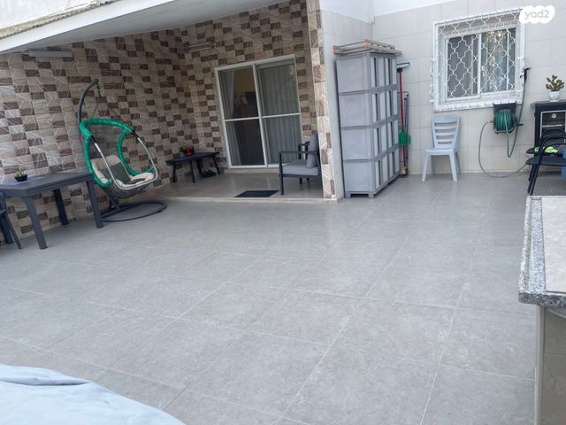 דירת גן, אשכולות, הגליל, כרמיאל