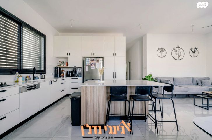 בית פרטי/ קוטג', אחוזה, שדרות