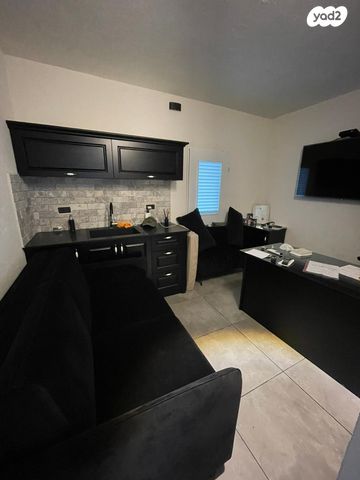 דירת גן, קרית ים