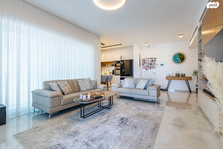 דירה, שדרות רחבעם זאבי 11, גבעת אולגה, חדרה