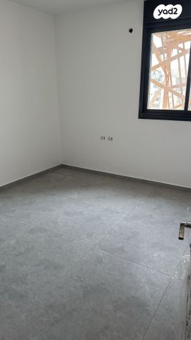 דירה, נחום סוקולוב 5, קרית צאנז, נתניה