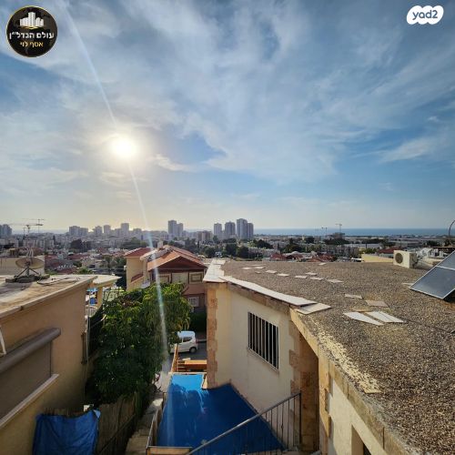 דירה, הרב זרביב, טירת כרמל