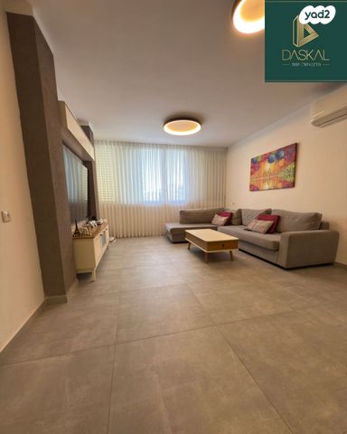 דירה, עמיאל רוז'נסקי, אפרים, רחובות