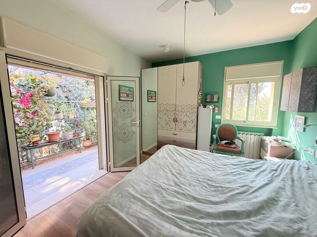 גג/ פנטהאוז, אריה דוסטרובסקי, ירושלים