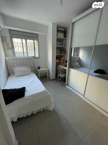 דירת גן, נאות ספיר 11, רובע ה', אשדוד