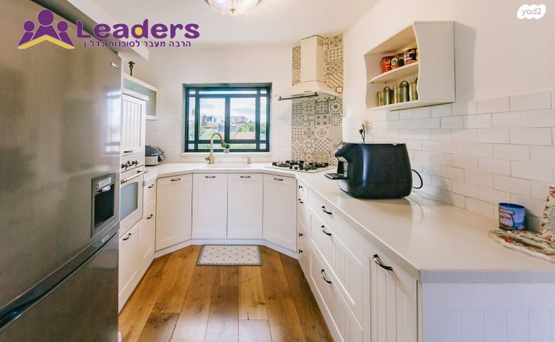 דירה, הרצליה