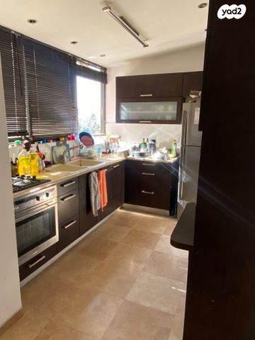 דירה, התקופה, גבעת הורדים, רסקו, ירושלים