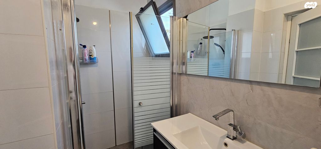 דו משפחתי, פלמ"ח, מעוז ציון ב', מבשרת ציון