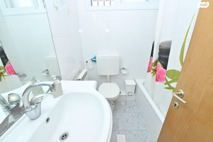 דירה, פליקס פרנקפורטר, רמות, ירושלים