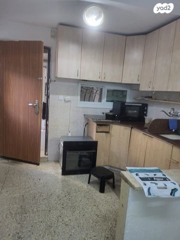 הרב יצחק אורנשטיין 