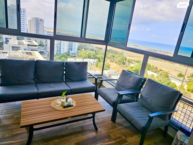 שדרות יצחק שמיר 