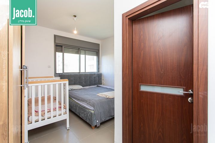 דירה, גלי כרמל, טירת כרמל