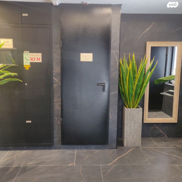 גג/ פנטהאוז, שיכון ותיקים, חולון