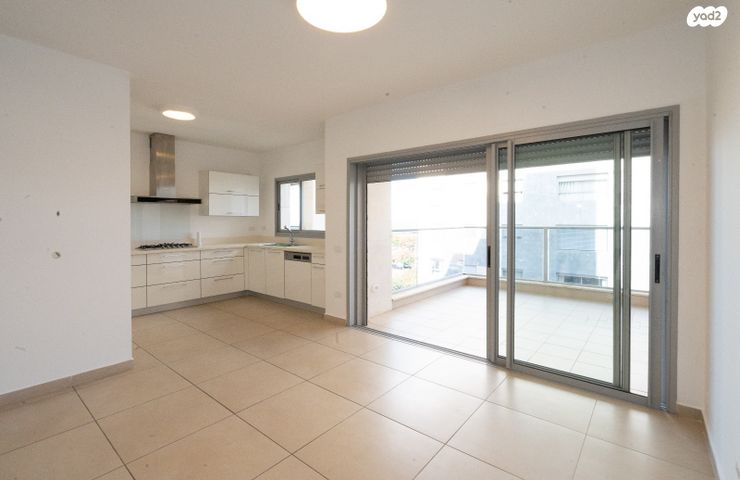 דירה, שמעון ויזנטל, הרצליה