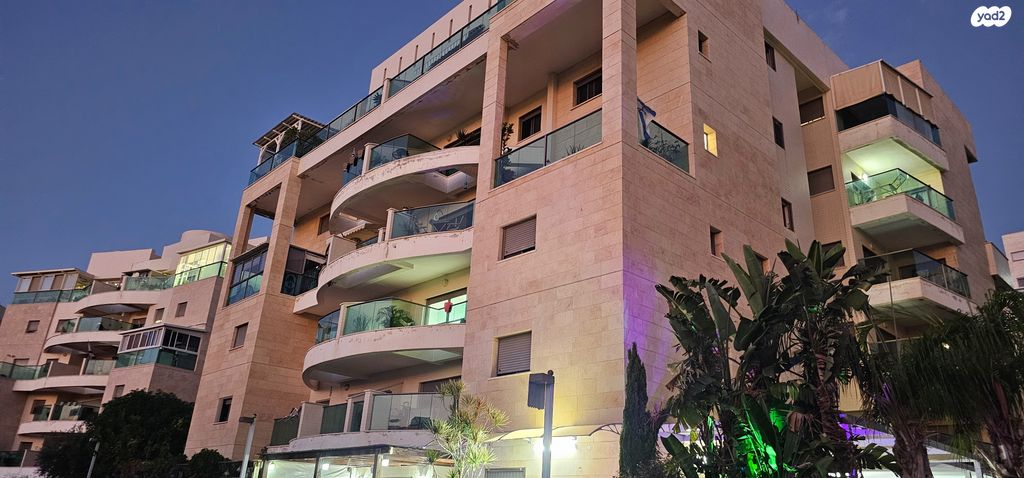 שדרות ירושלים 