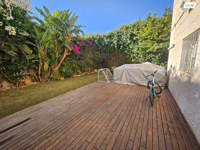 דירת גן, העמק, צור הדסה