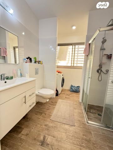 דירה, שדרות הנשיא וייצמן, רח' הנשיא צפון, חדרה