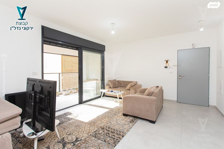 דירה, תל חנן, נשר