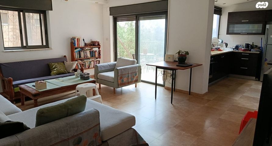 דירה, התקופה, גבעת הורדים, רסקו, ירושלים