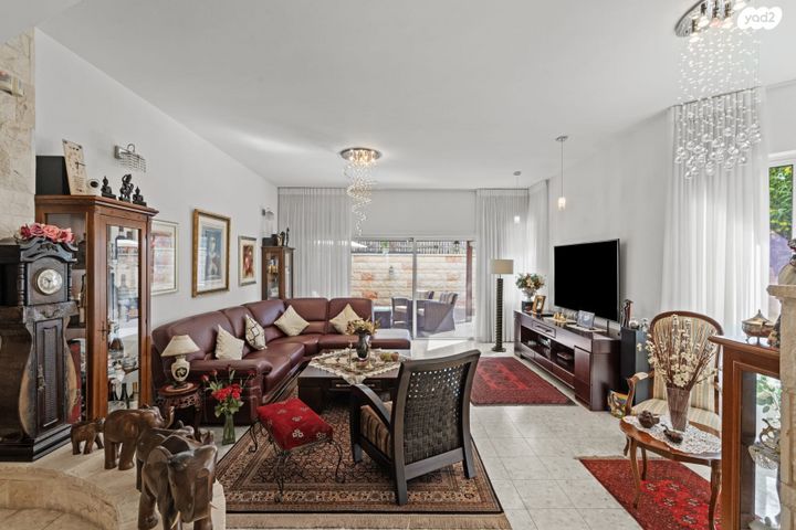 בית פרטי/ קוטג', הסנפיר, נווה ים, ראשון לציון