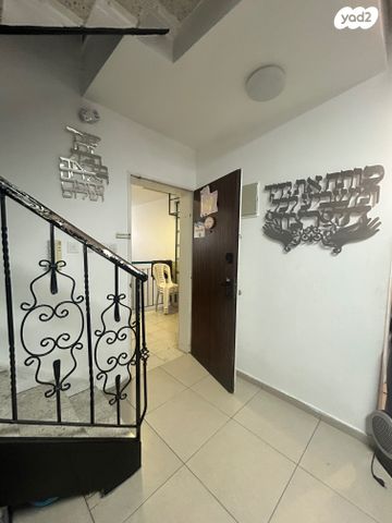 דופלקס, המצביאים, נאות יצחק, לוד