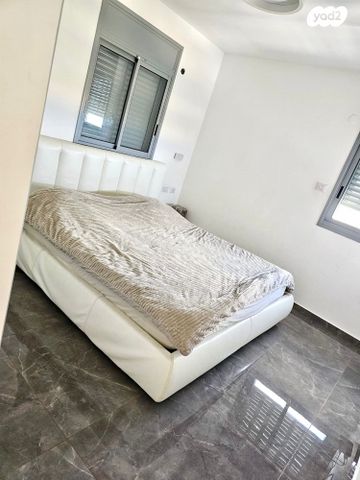 שדרות יצחק שמיר 