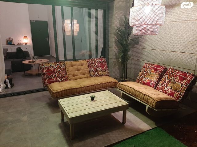 דירת גן, אור יהודה