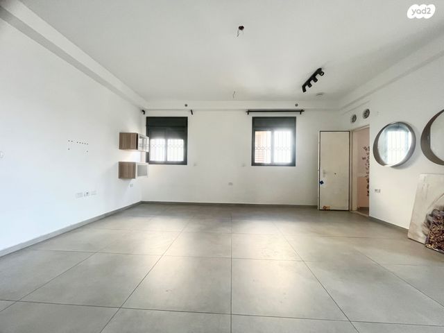 דירה, ראש פינה, מרכז, הרצליה