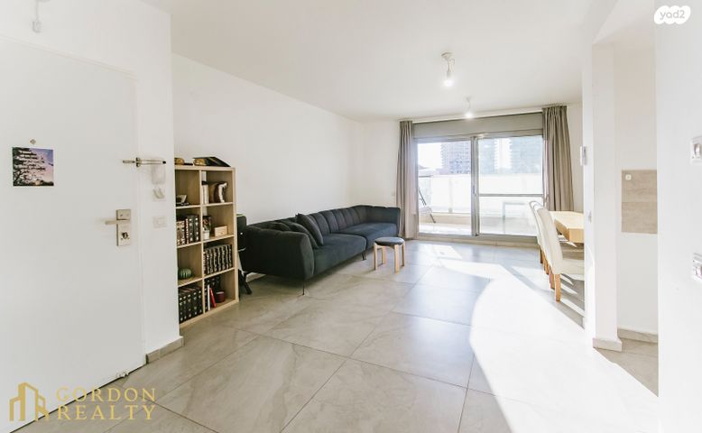 דירה, השלושה, נווה שמיר רמת בית שמש ה-1, בית שמש