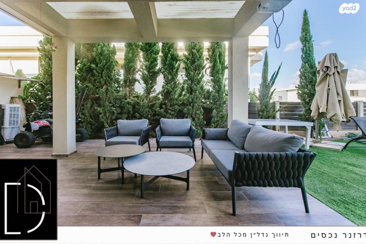 דו משפחתי, מתחם 200, הוד השרון