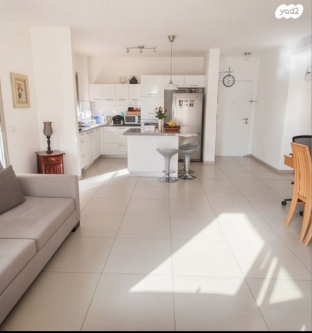 דירה, בן גוריון, כפר סבא