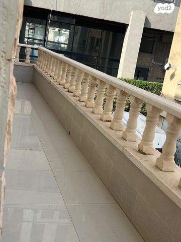 דירה, שרה, שער פלמר, תחנת רכבת השמונה, חיפה