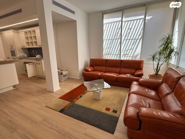 שדרות העם הצרפתי 