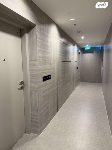 דירה, ראול ולנברג 33, רמת החייל, תל אביב יפו