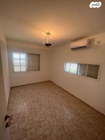 דירה, קרית אתא