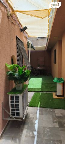 יחידת דיור, שדרות מנחם בגין, נווה דקלים, אשקלון