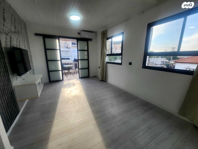 דירה, קרית אתא