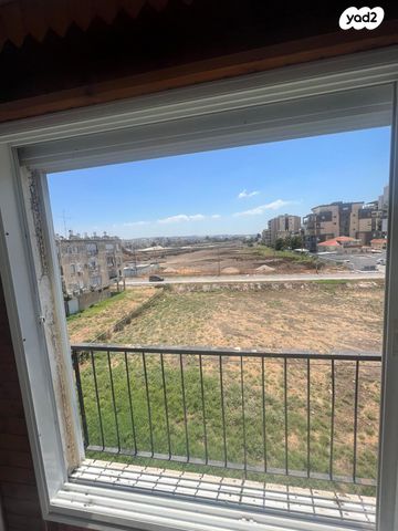 דירה, קרית אתא