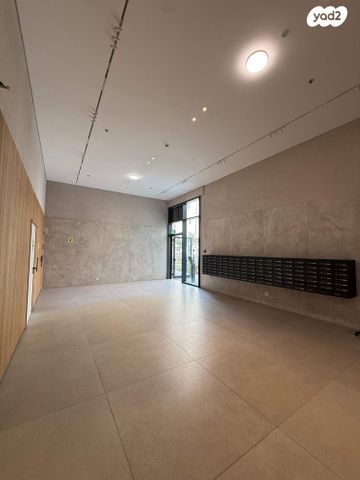 דירה, שדרות ירושלים 129, תל אביב יפו