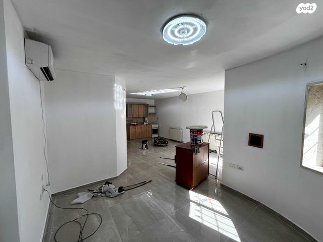 דירה, גדעון האוזנר, ירושלים