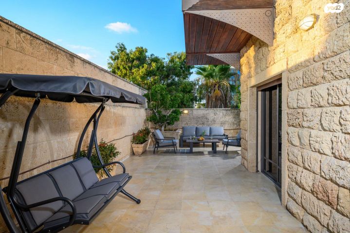 עג'מי, גבעת העליה