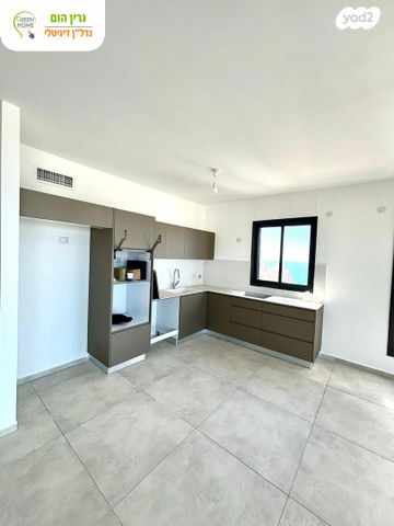 דירה, אמנון ליפקין שחק, נוף הטיילת, נתניה