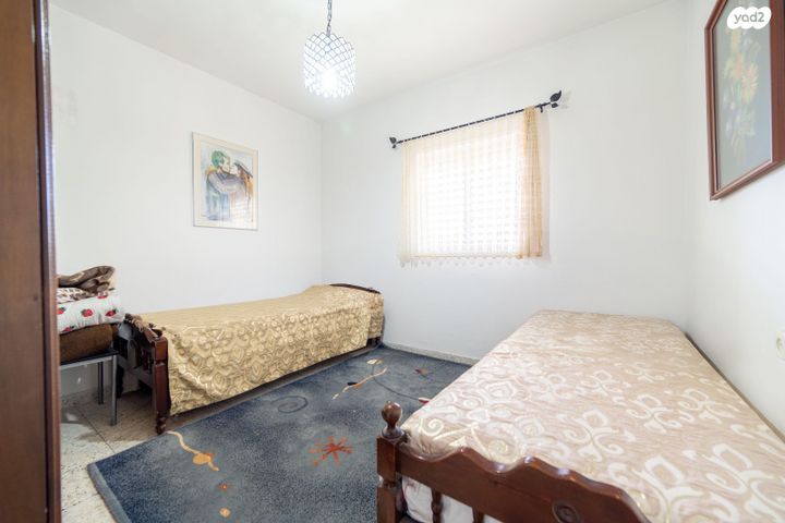 דירה, ארתור רופין, פתח תקווה