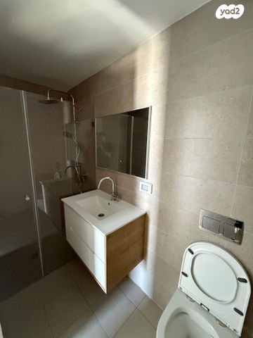 דירה, שדרות ירושלים 129, תל אביב יפו